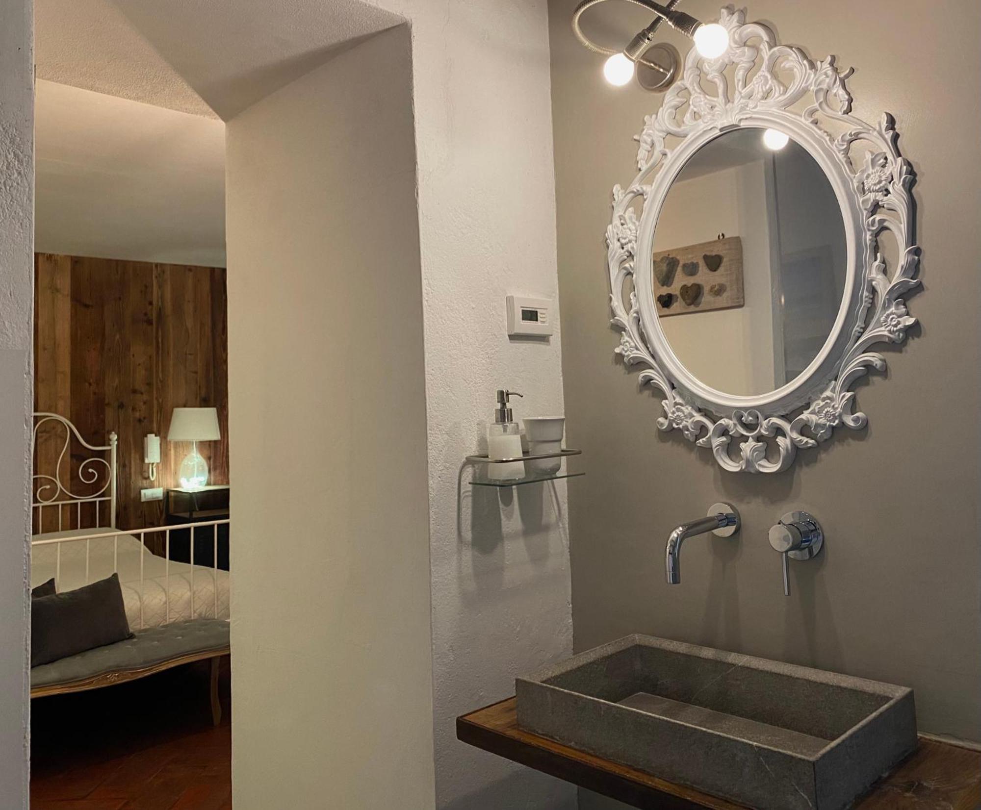 Adrara San Rocco Bed And Breakfast Casa Del Nonno المظهر الخارجي الصورة